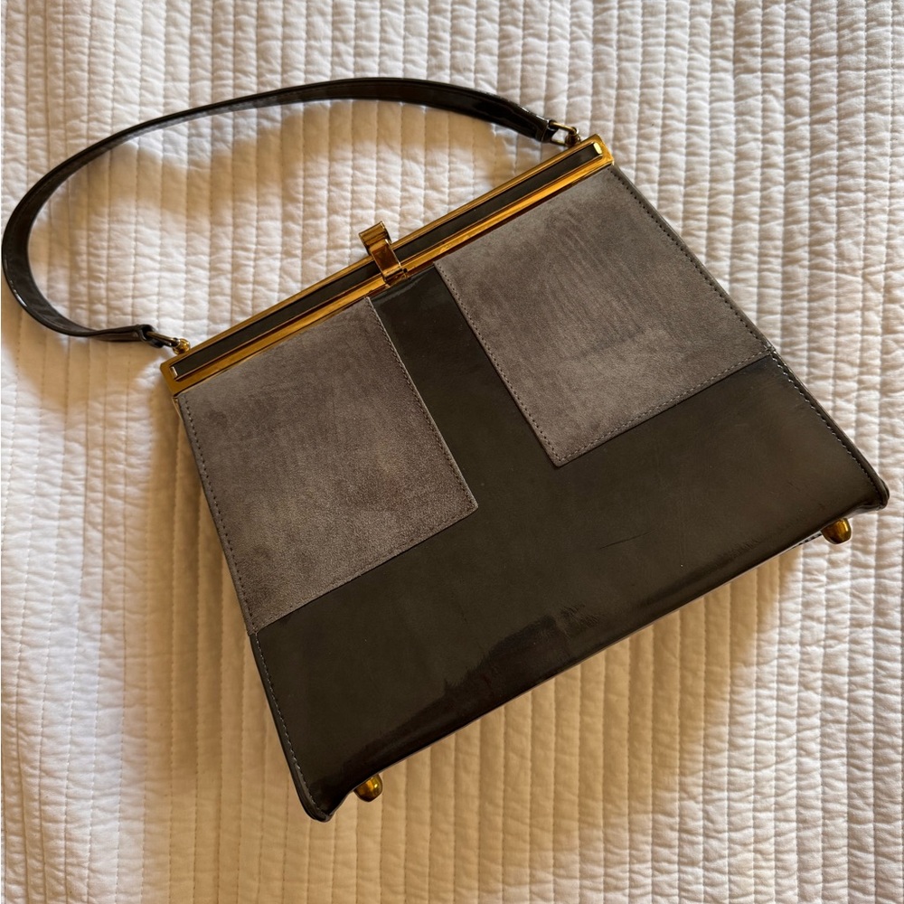 1960’s Naturalizer top close clutch